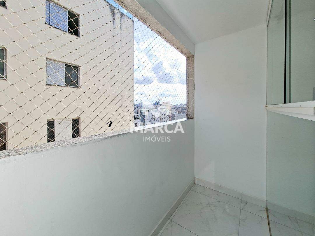 Apartamento para aluguel no Sagrada Família: 