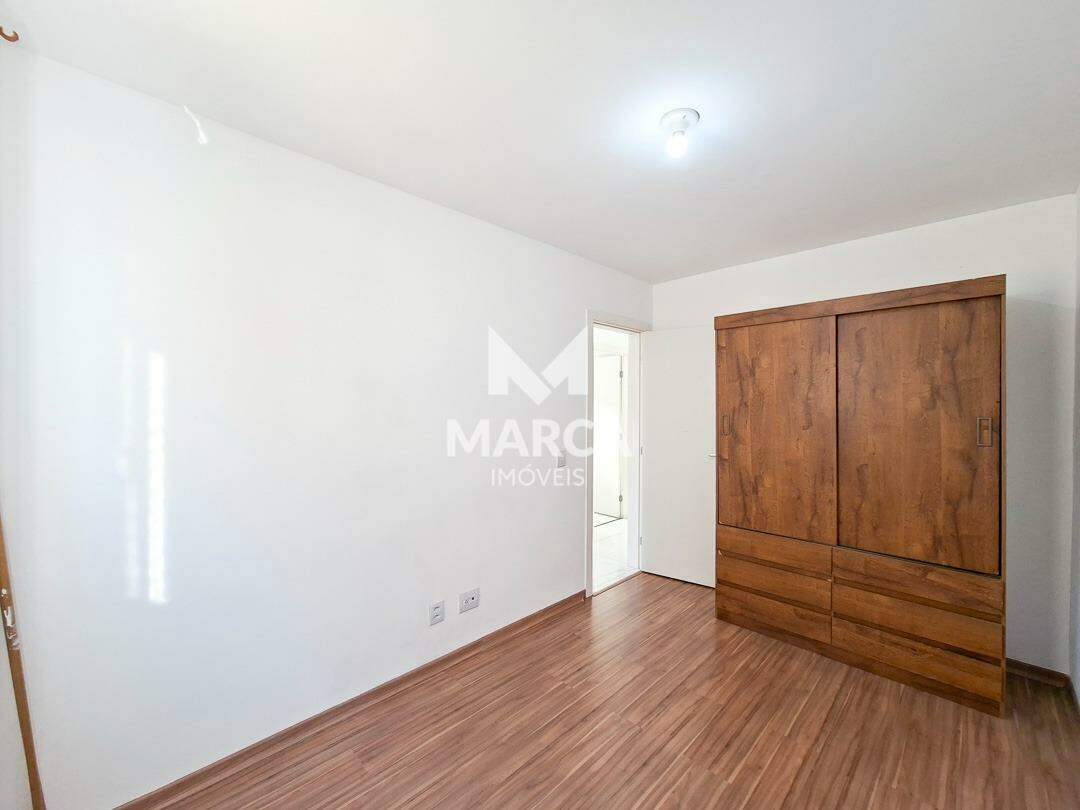 Apartamento para aluguel no Sagrada Família: 