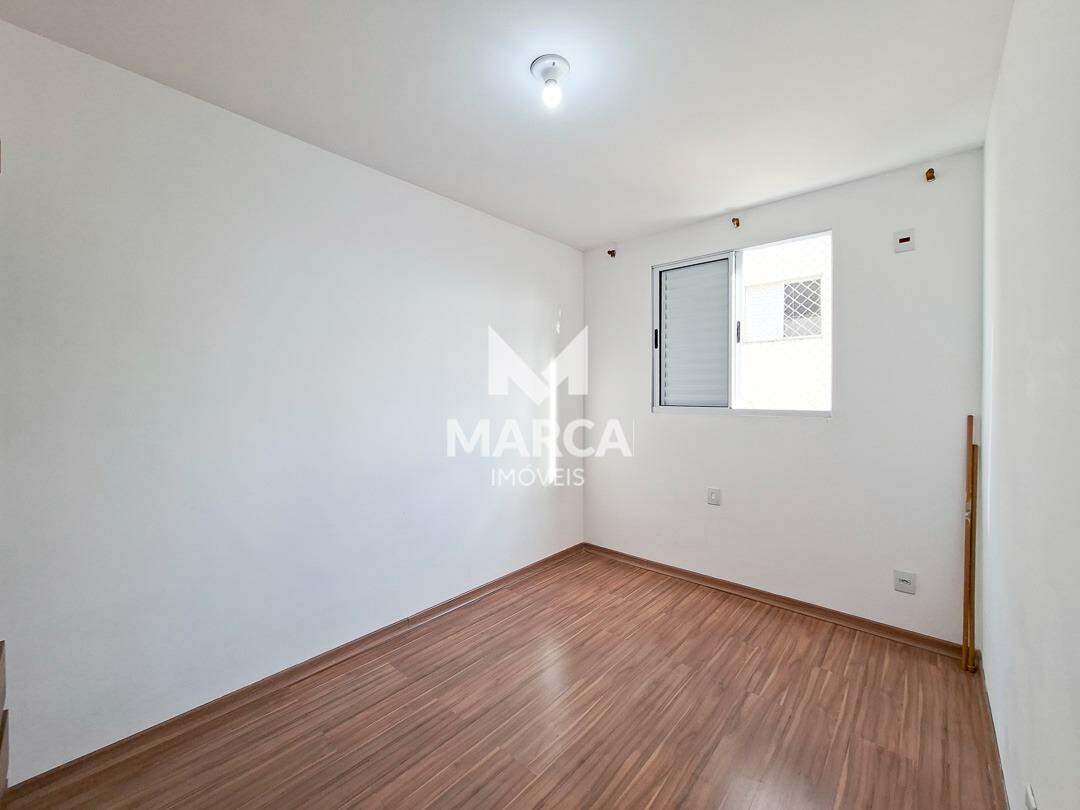 Apartamento para aluguel no Sagrada Família: 