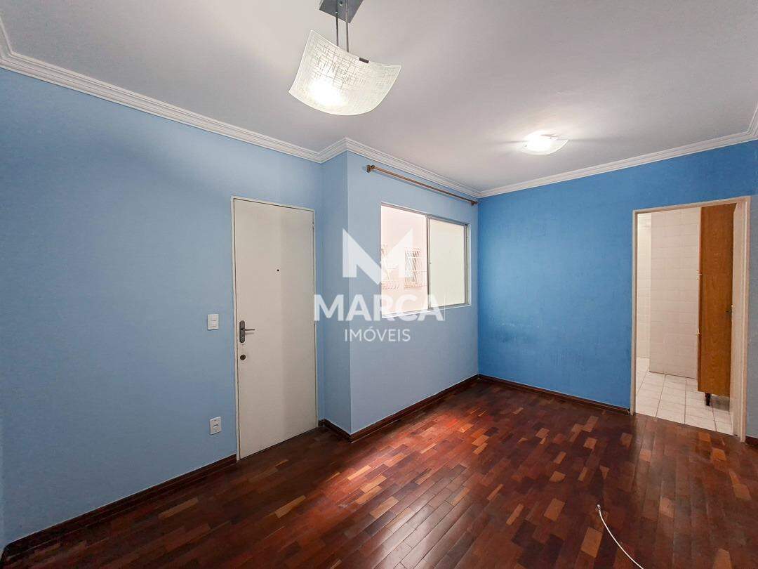 Apartamento para aluguel no Estoril: 