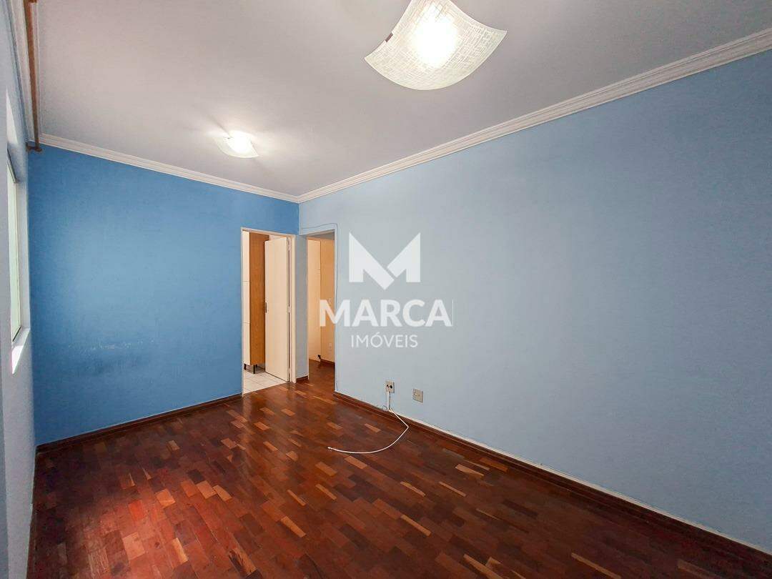 Apartamento para aluguel no Estoril: 