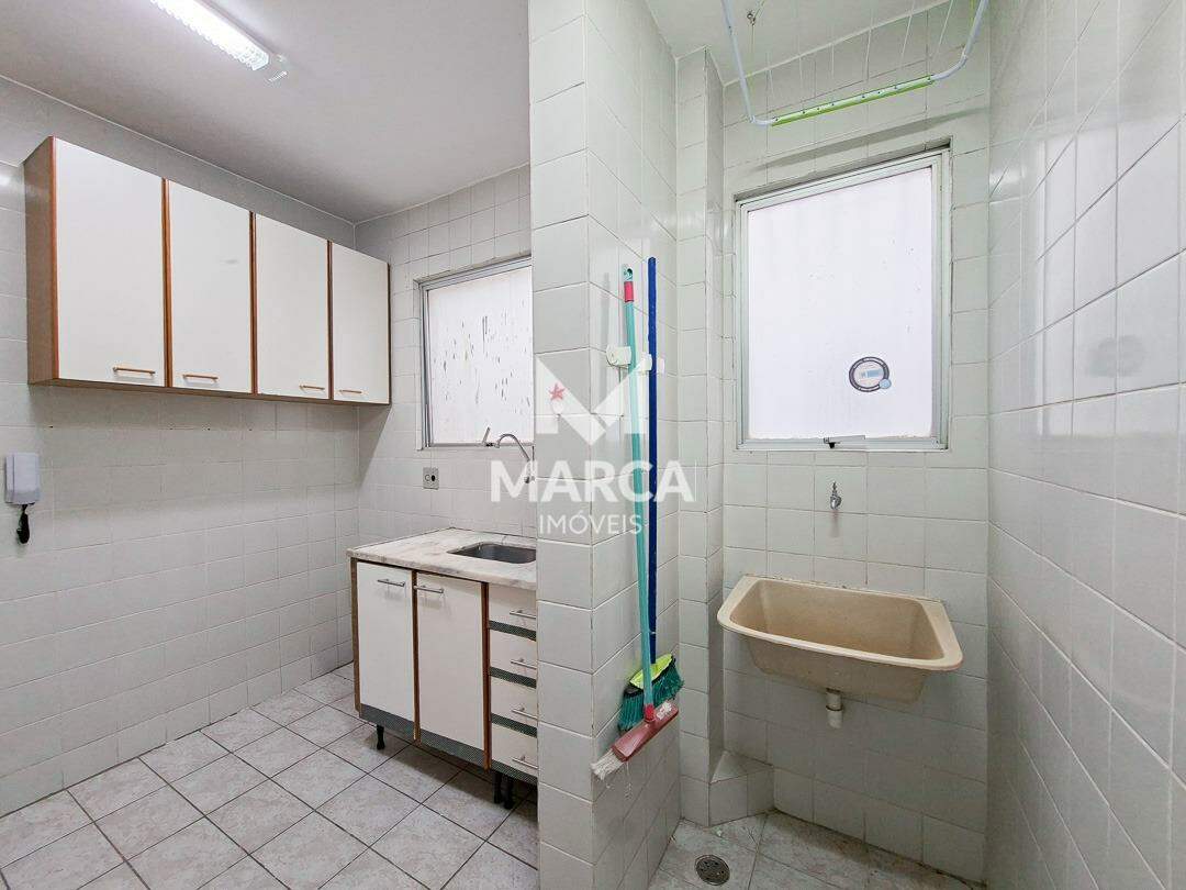 Apartamento para aluguel no Estoril: 