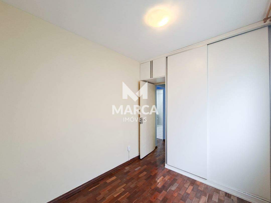 Apartamento para aluguel no Estoril: 