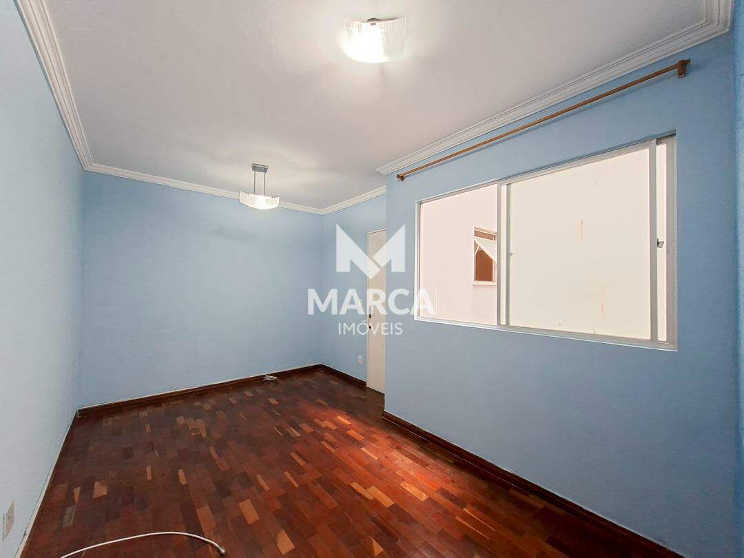 Apartamento para aluguel no Estoril: 