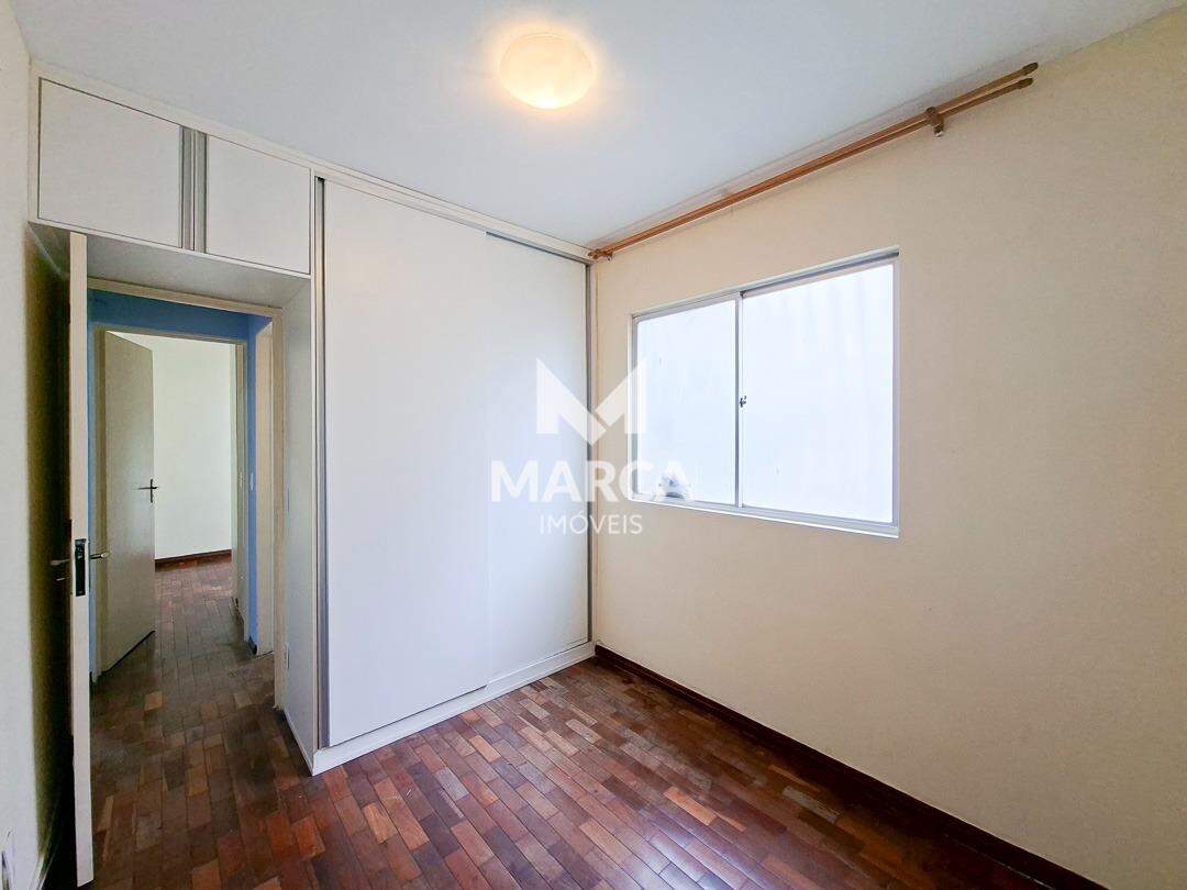 Apartamento para aluguel no Estoril: 