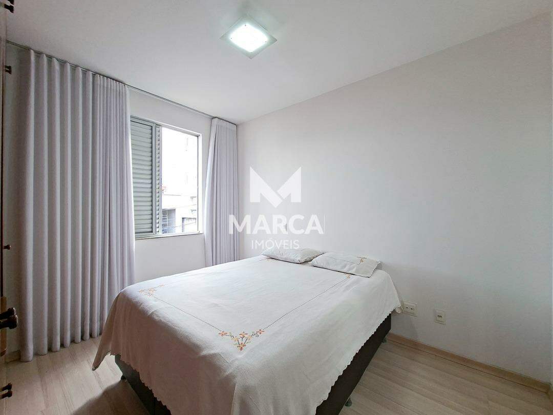 Apartamento para aluguel no Sagrada Família: 