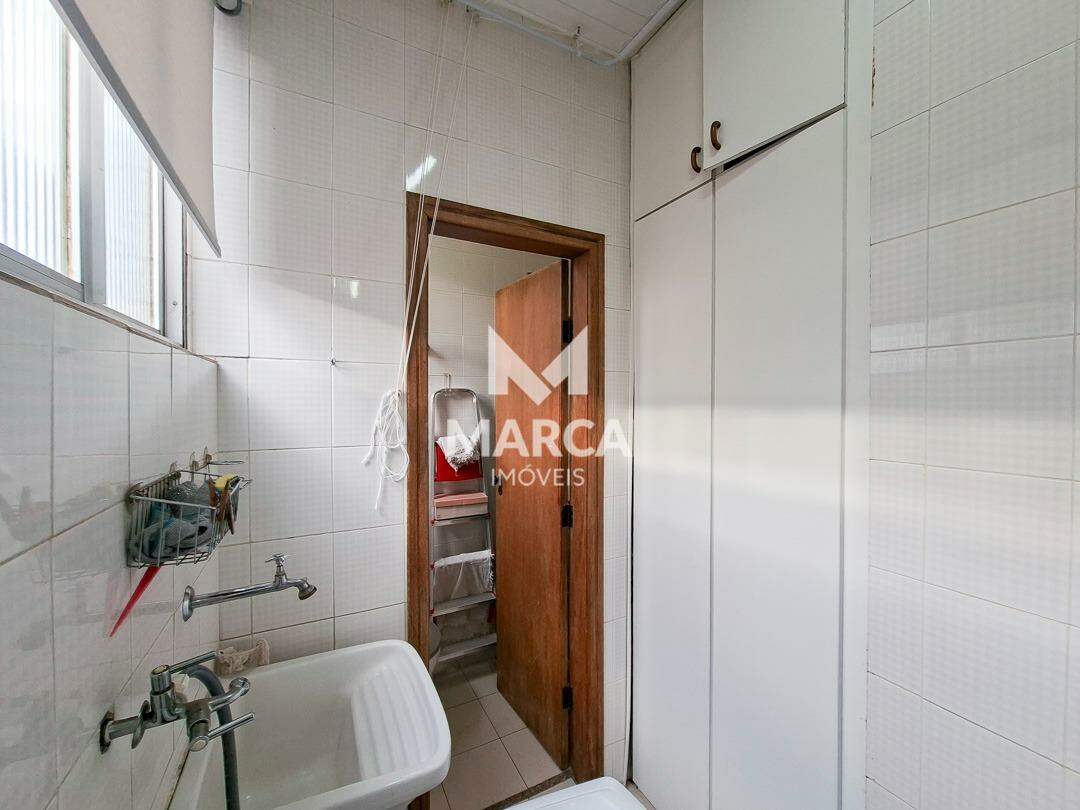 Apartamento para aluguel no Sagrada Família: 