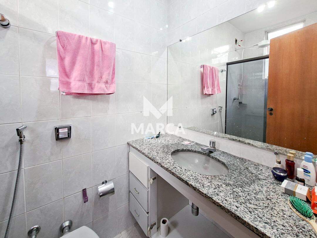 Apartamento para aluguel no Sagrada Família: 