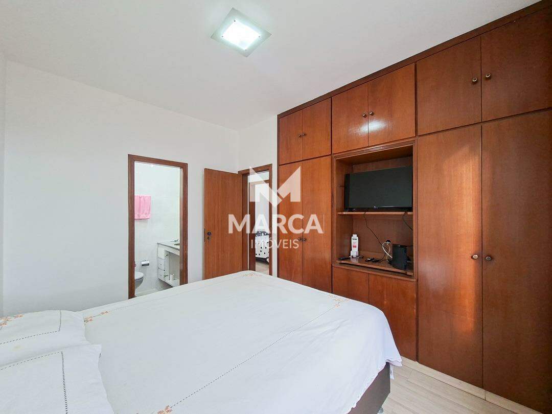 Apartamento para aluguel no Sagrada Família: 