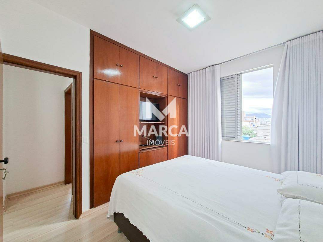 Apartamento para aluguel no Sagrada Família: 