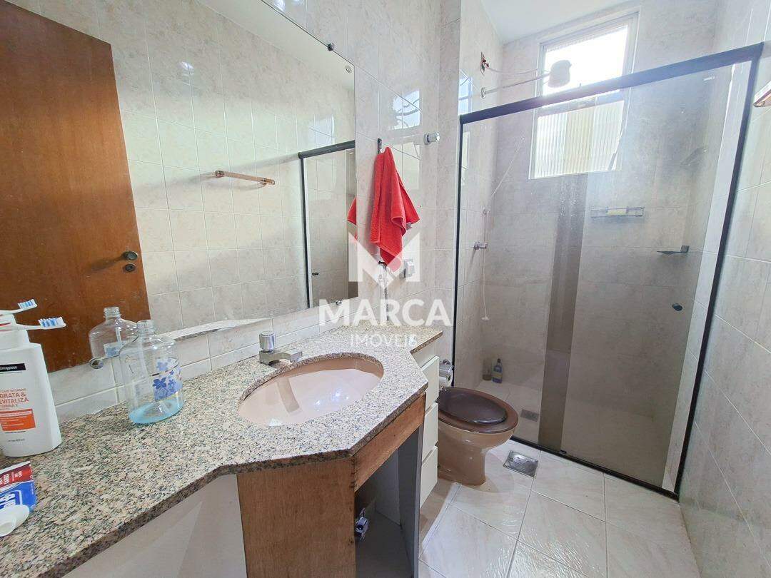 Apartamento para aluguel no Sagrada Família: 