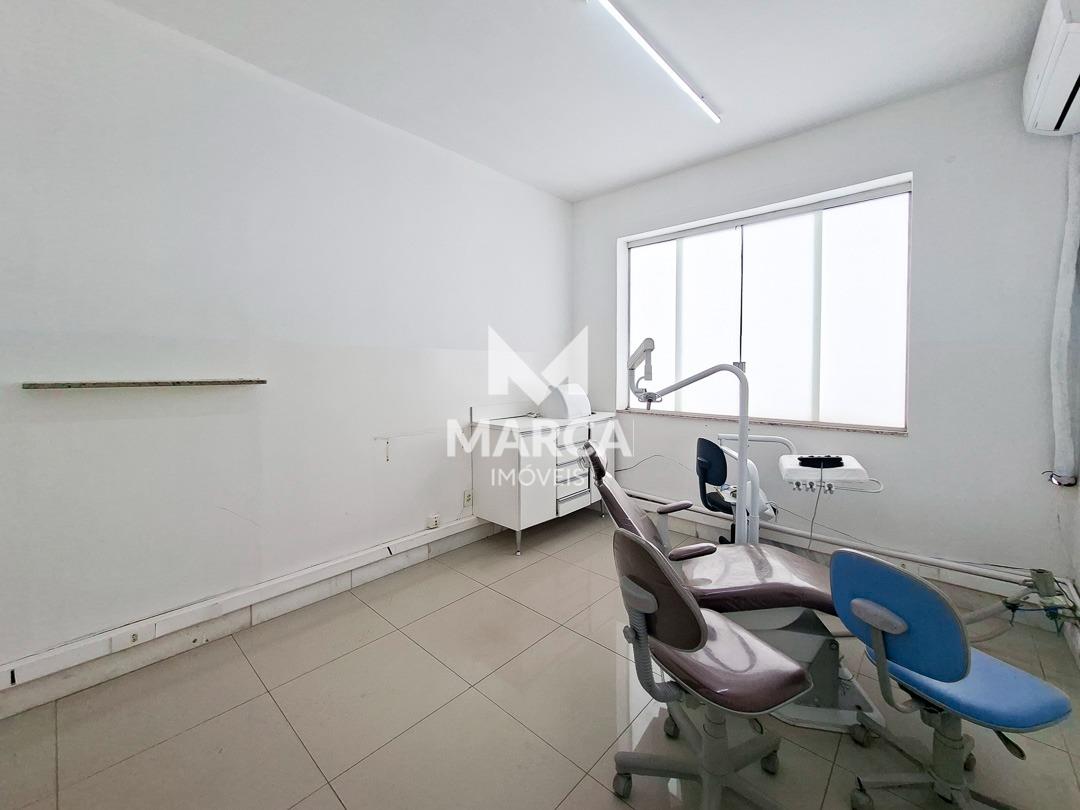 Sala para aluguel no Centro: 