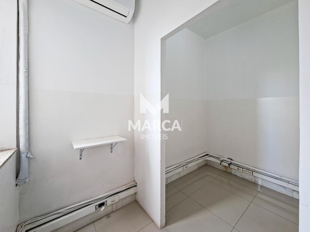 Sala para aluguel no Centro: 