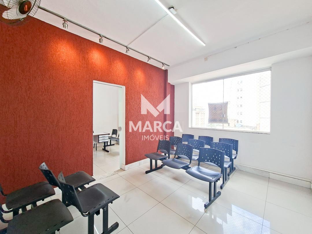 Sala para aluguel no Centro: 