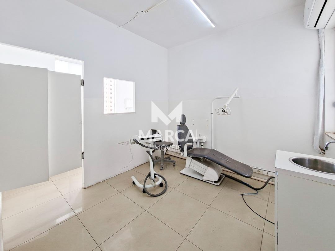 Sala para aluguel no Centro: 