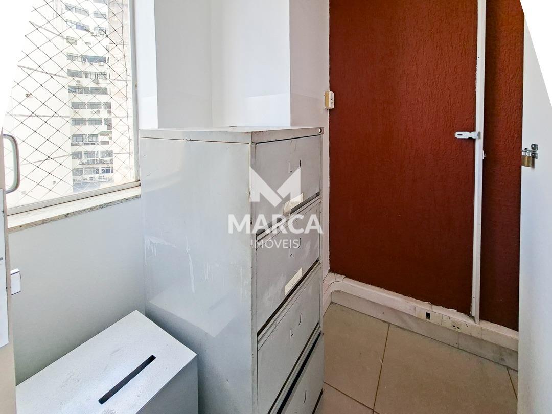 Sala para aluguel no Centro: 