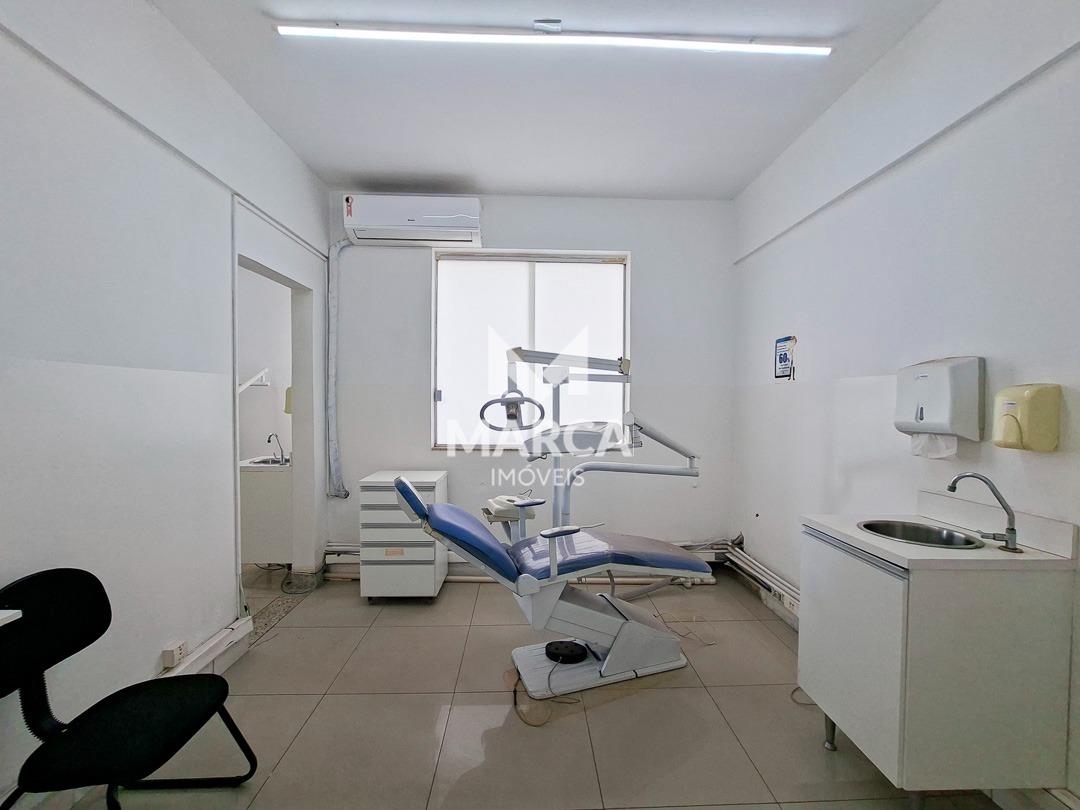 Sala para aluguel no Centro: 