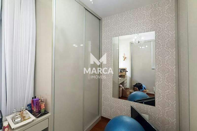 Apartamento à venda no Buritis: 