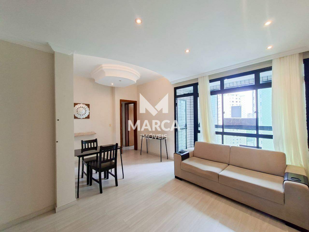 Apartamento para aluguel no Sion: 
