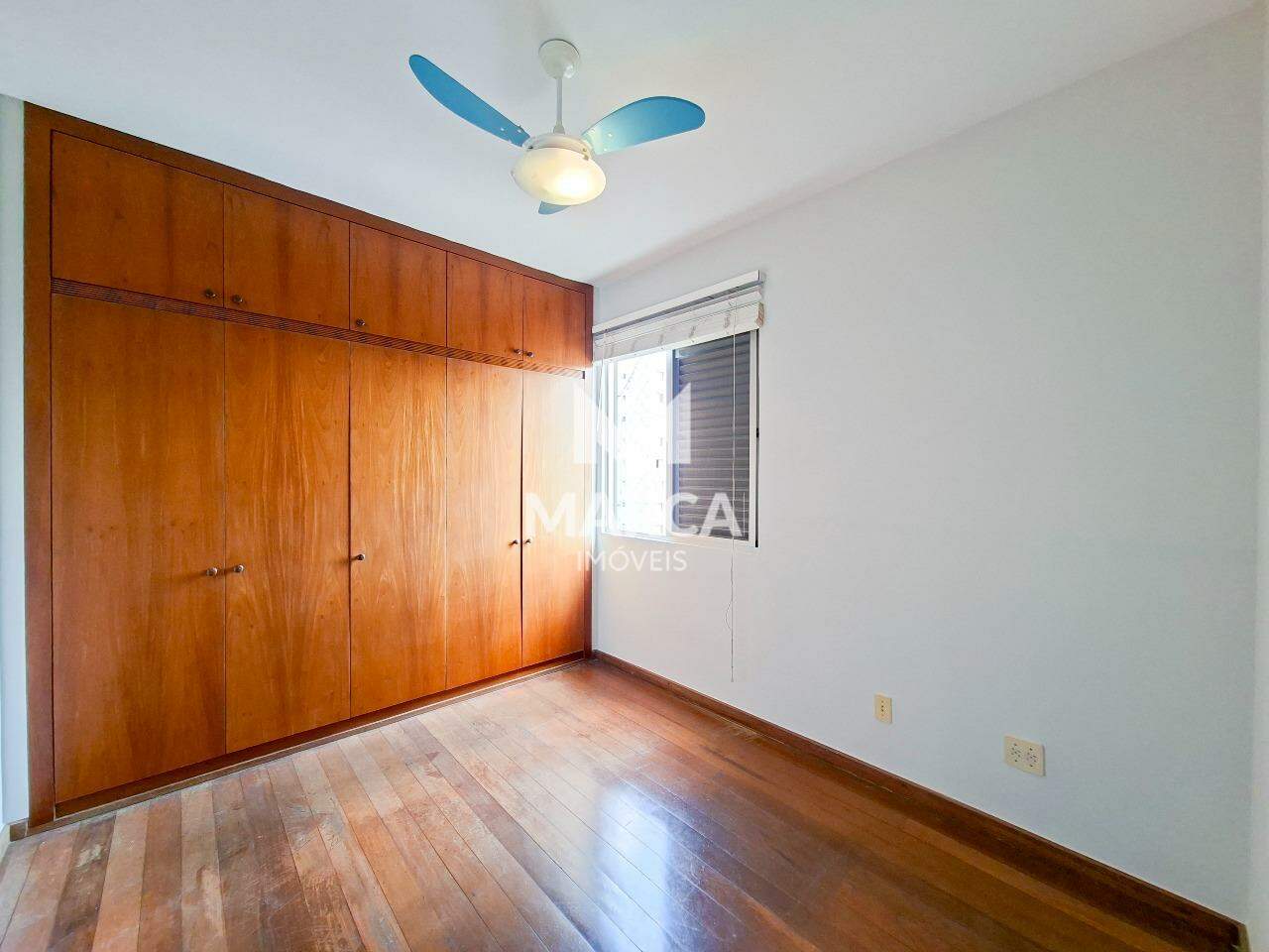 Apartamento à venda no Buritis: 