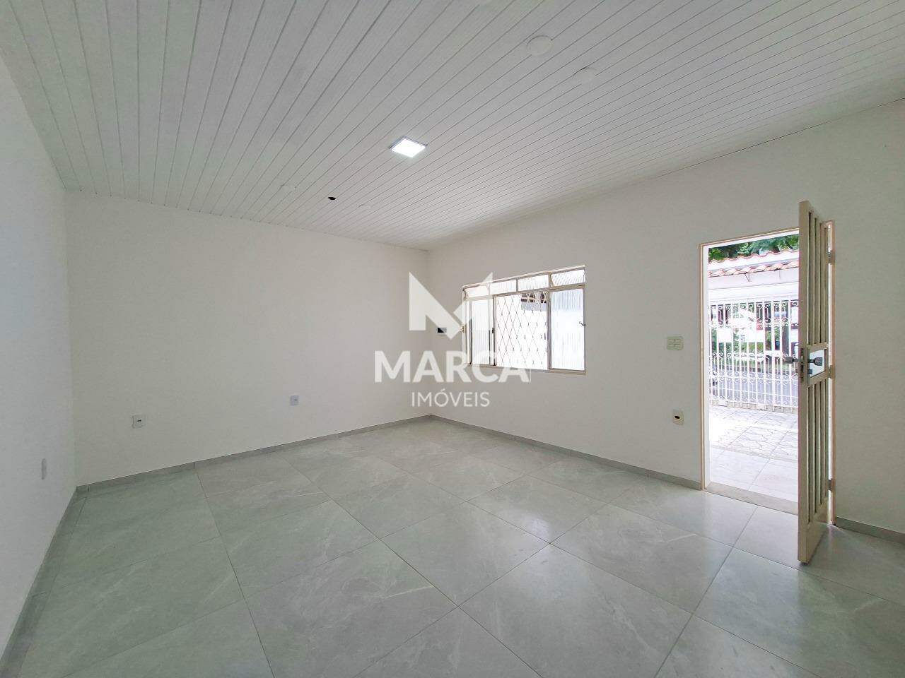 Casa para aluguel no Planalto: 