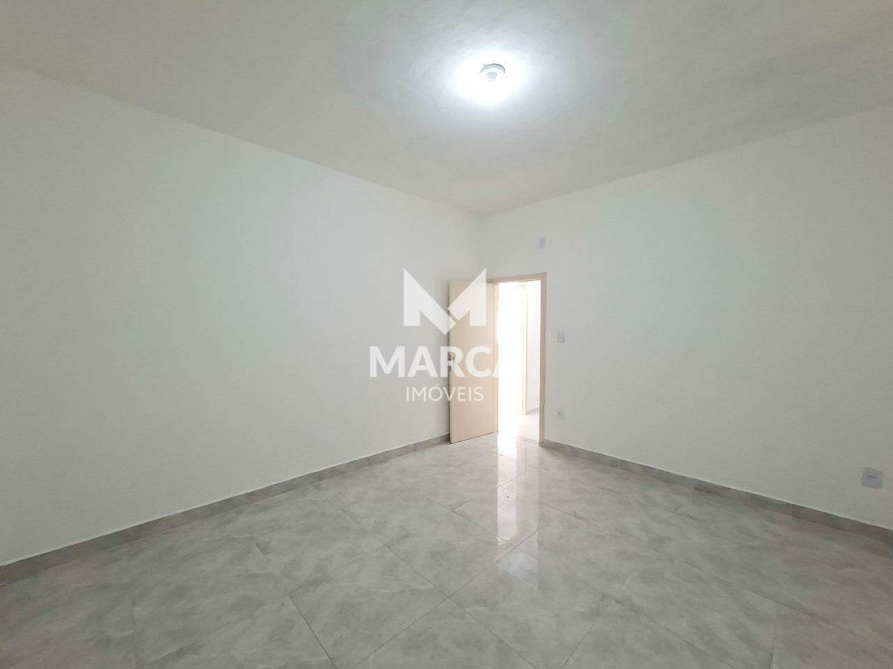 Casa para aluguel no Planalto: 