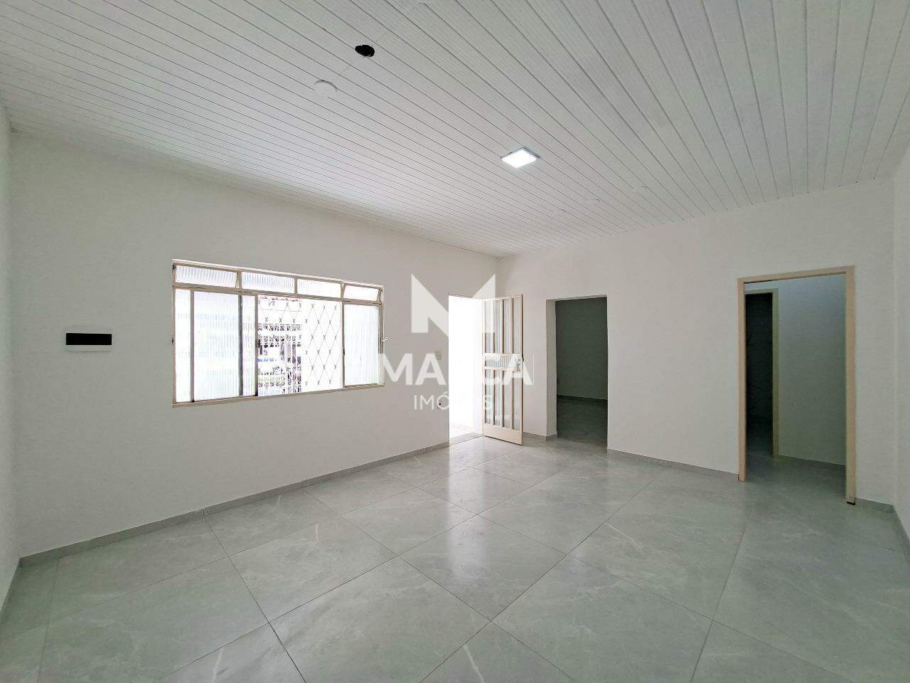 Casa para aluguel no Planalto: 