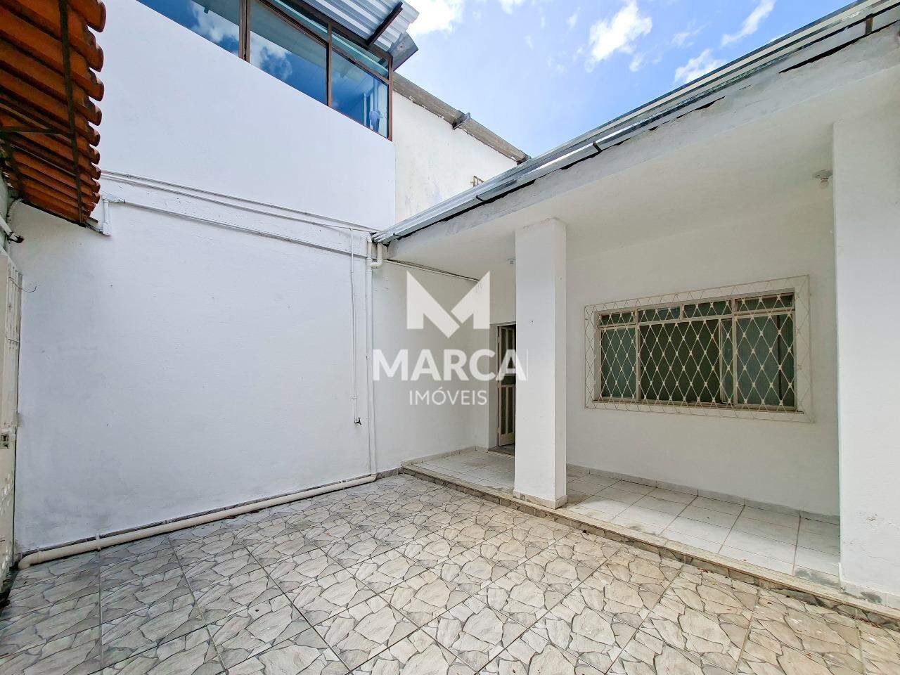 Casa para aluguel no Planalto: 