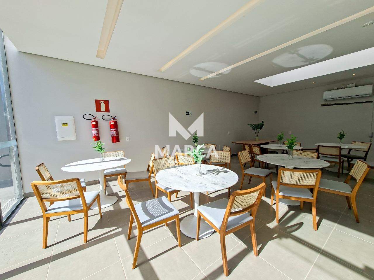 Apartamento à venda no Estoril: 