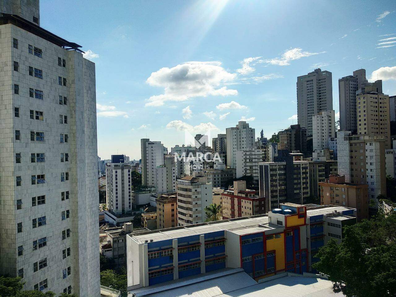 Apartamento para aluguel no Gutierrez: 