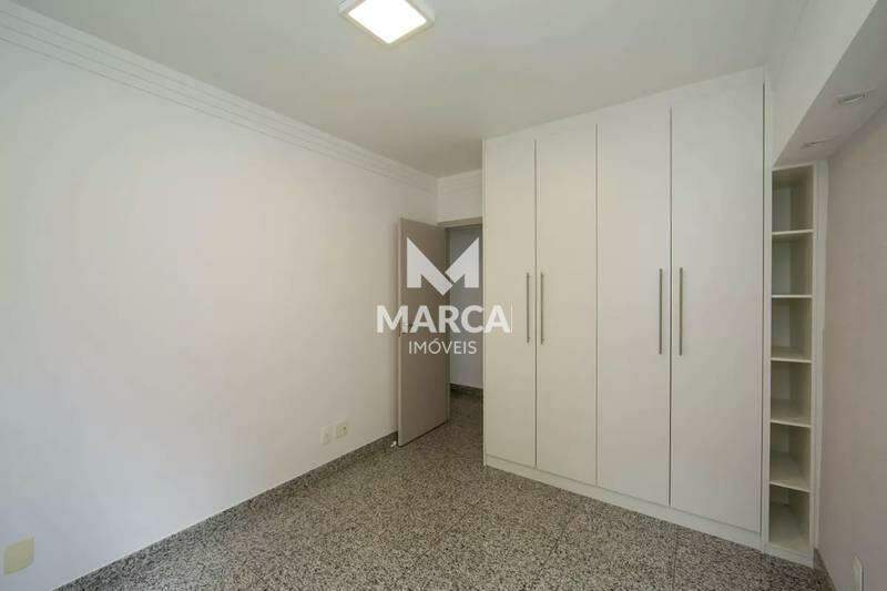 Apartamento à venda no Buritis: 
