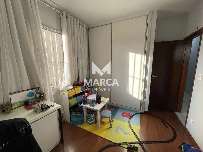 Apartamento à venda no Buritis: 