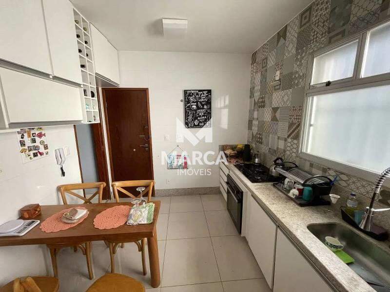 Apartamento à venda no Buritis: 