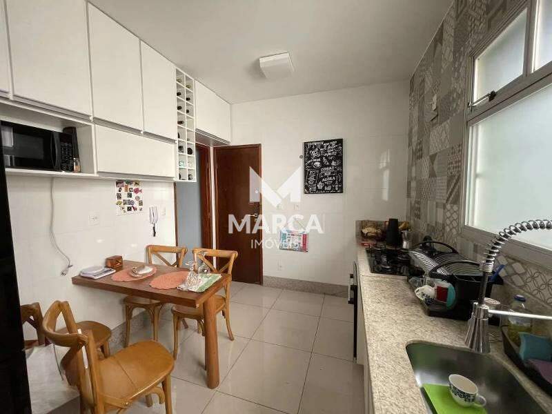 Apartamento à venda no Buritis: 