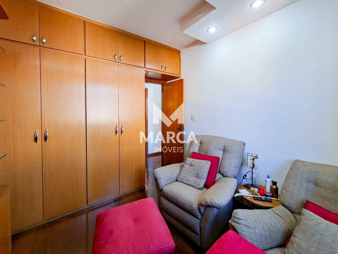 Apartamento à venda no Buritis: 