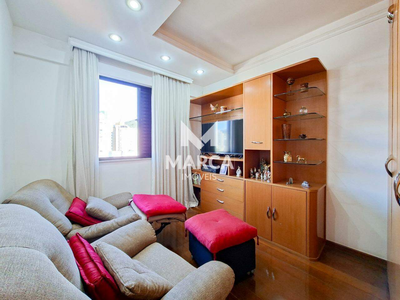 Apartamento à venda no Buritis: 