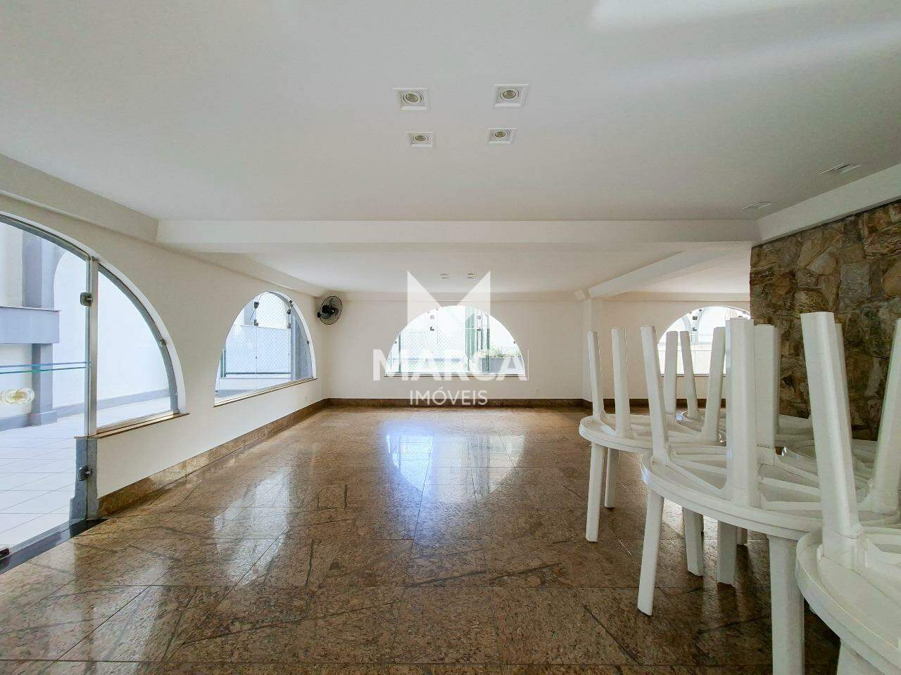 Apartamento para aluguel no Funcionários: