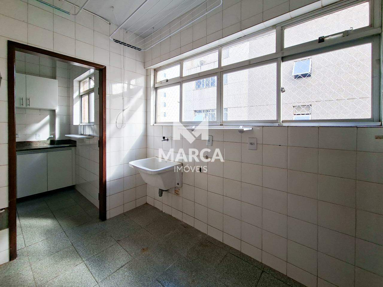 Apartamento para aluguel no Funcionários: