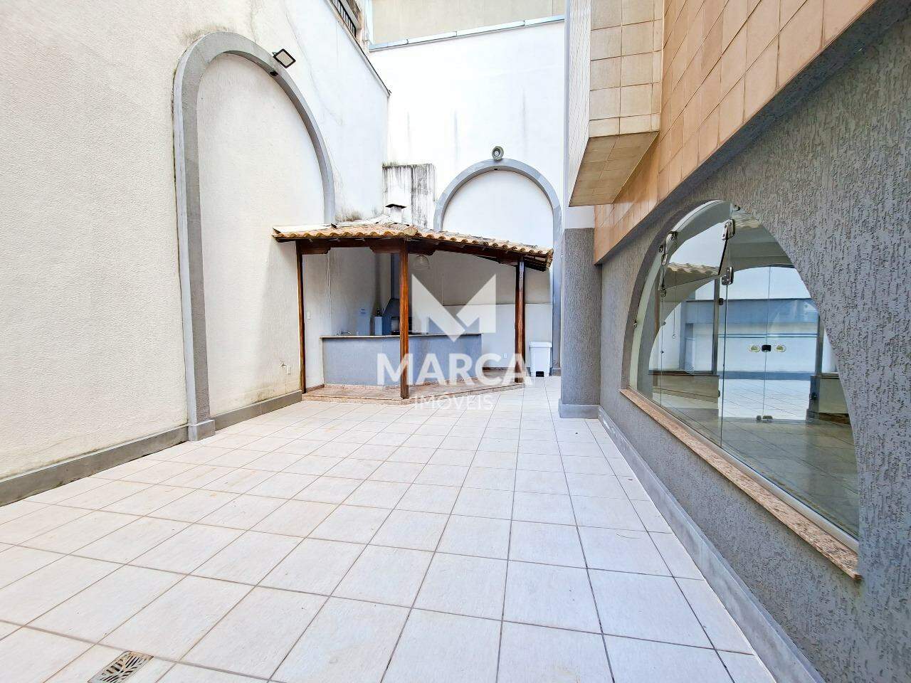 Apartamento para aluguel no Funcionários:
