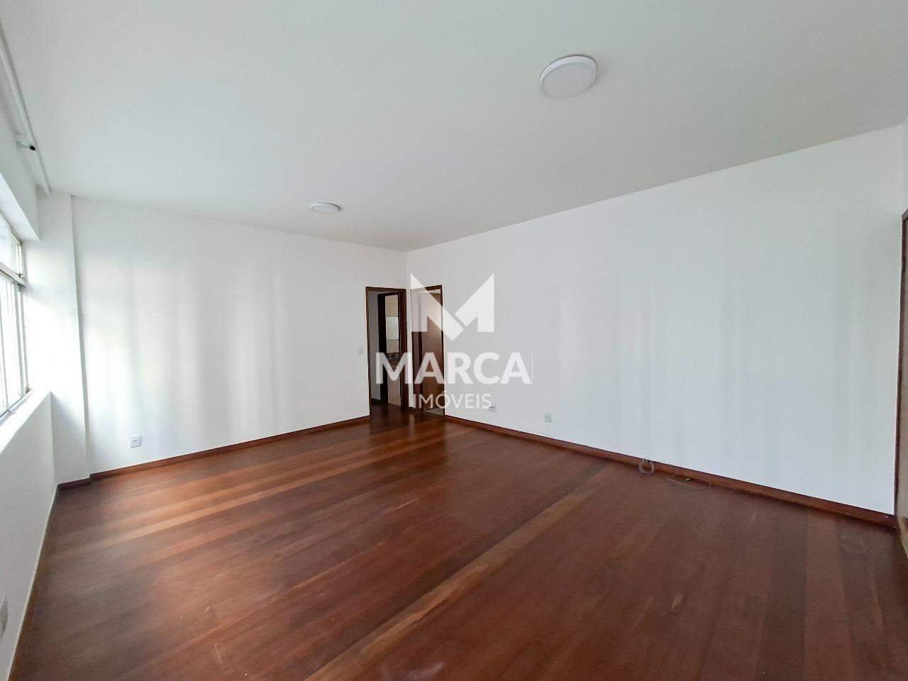 Apartamento para aluguel no Funcionários: