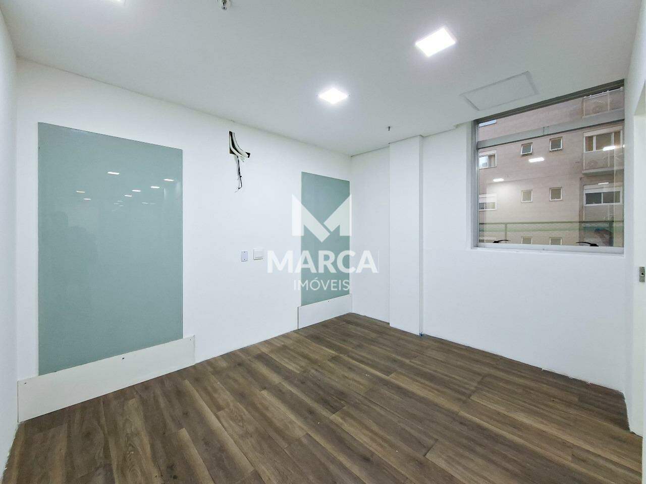 Sala para aluguel no Savassi: 