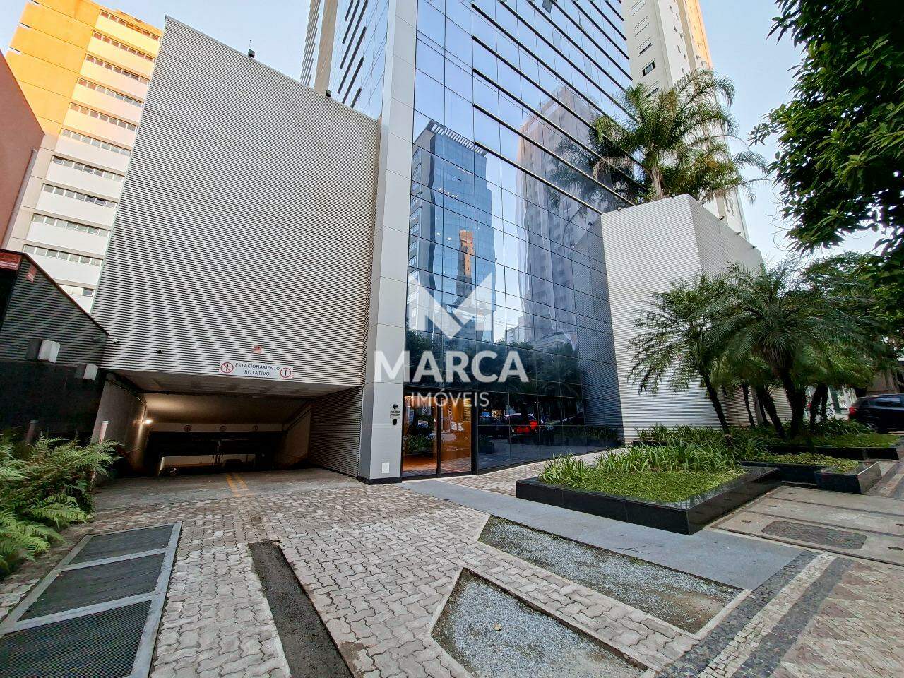 Sala para aluguel no Savassi: 