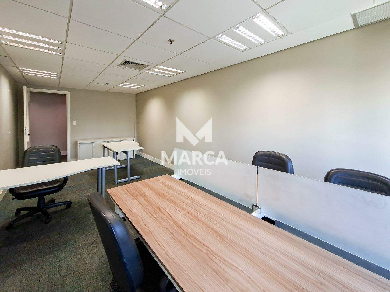 Sala para aluguel no Santa Efigênia: 