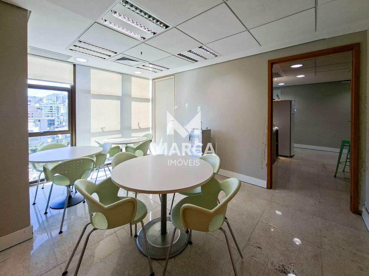 Sala para aluguel no Santa Efigênia: 