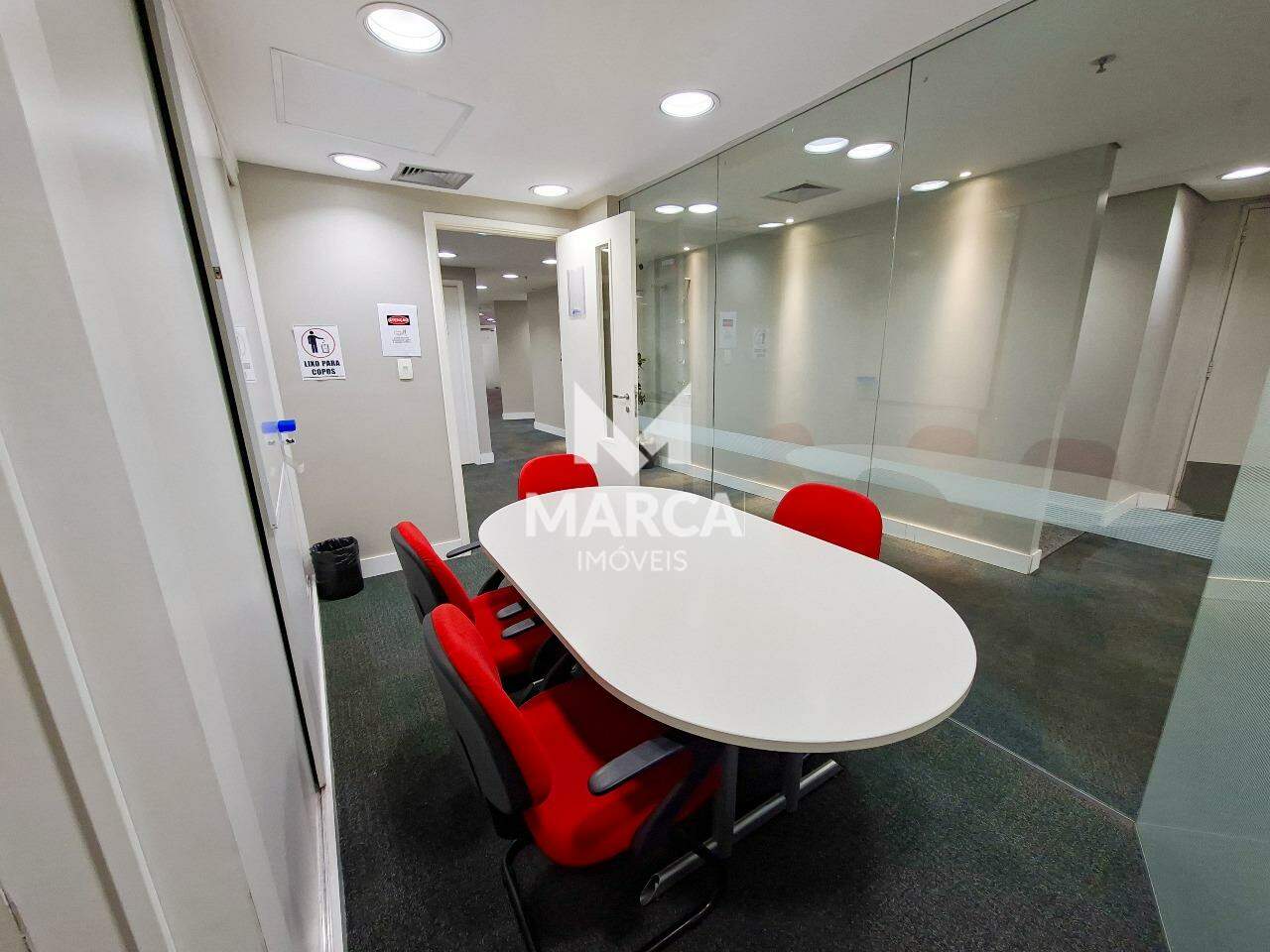 Sala para aluguel no Santa Efigênia: 
