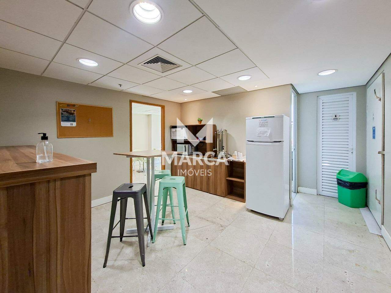 Sala para aluguel no Santa Efigênia: 