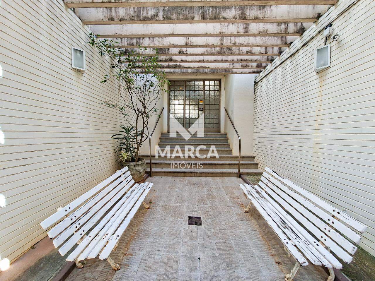 Apartamento para aluguel no Sion:
