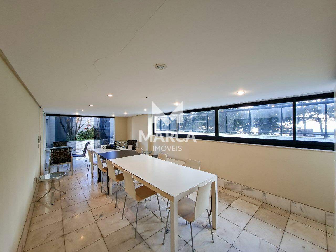 Apartamento para aluguel no Funcionários: 