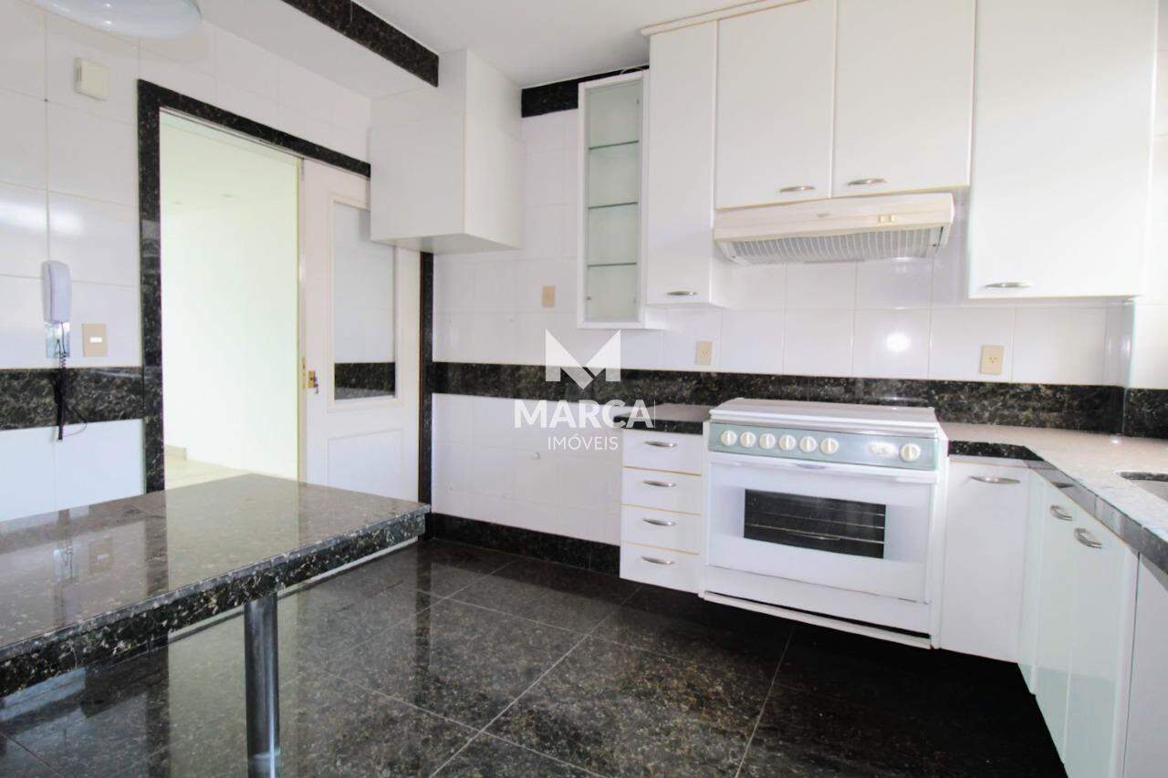 Cobertura para aluguel no Belvedere: 
