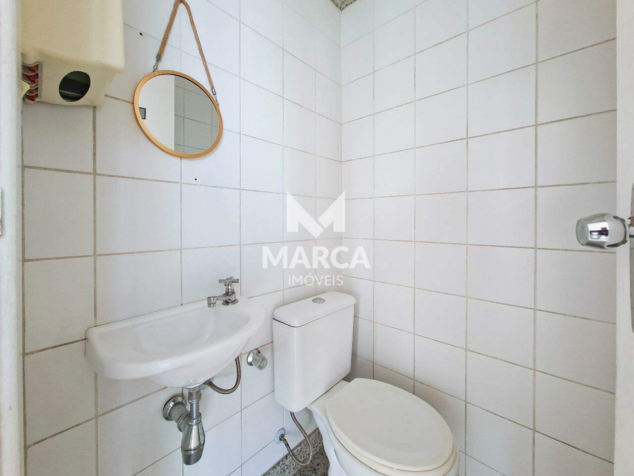 Sala para aluguel no Centro: